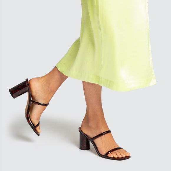 Dolce Vita Sandals - Picture 1 of 4